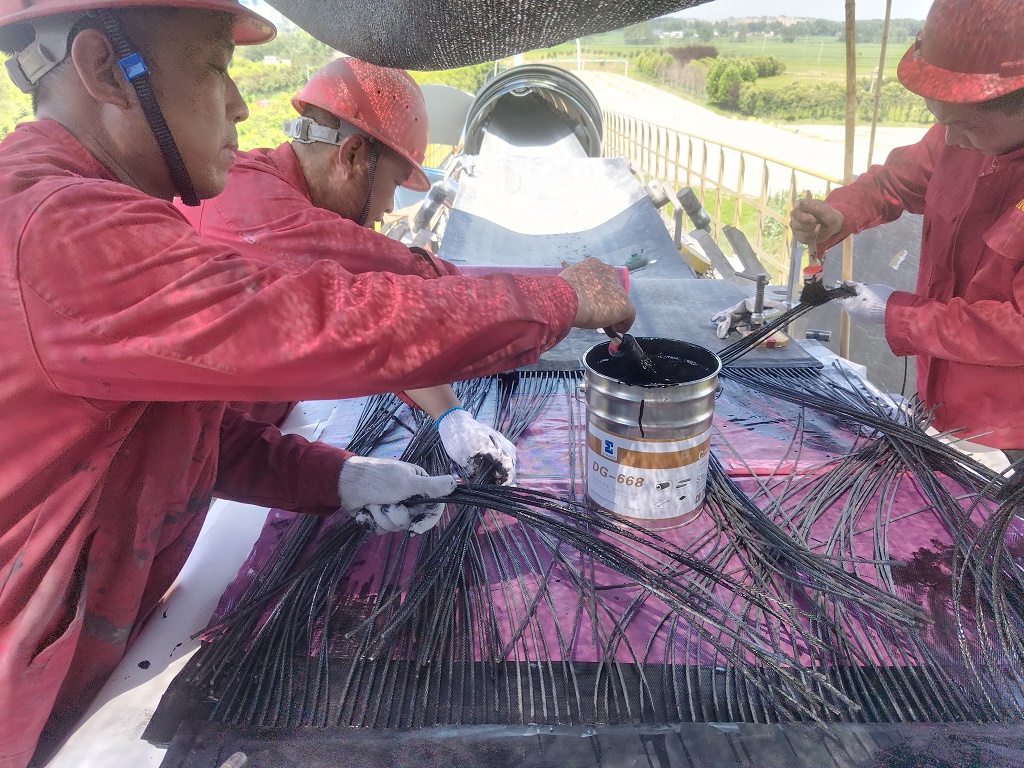 钢丝带热硫化接头用什么胶好？热硫化胶浆DG668高强度粘接
